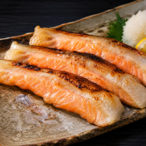 サーモンハラス燻製500g